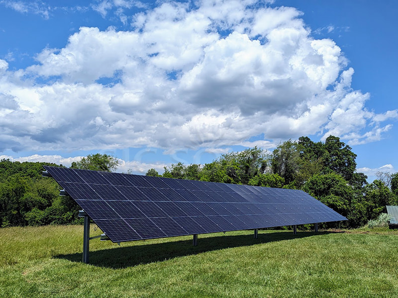 Estrutura de montagem em solo para painel fotovoltaico de 50 kW em aço carbono na Tailândia.