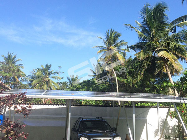 Carport solar de 8 kW no Sri Lanka