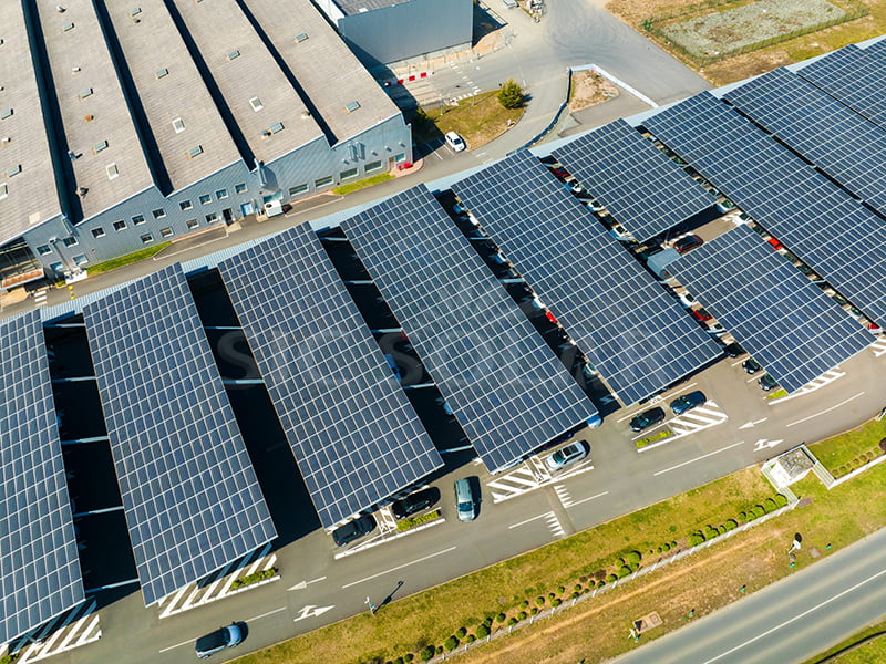 Garagens solares comerciais de 1,5 MW no Canadá